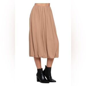 NWT Midi Bubble Skirt